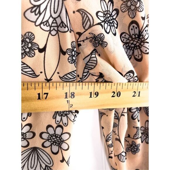 For‎ Love and Lemons Pia Floral Bell Sleeve Romper Size L - Picture 13 of 14